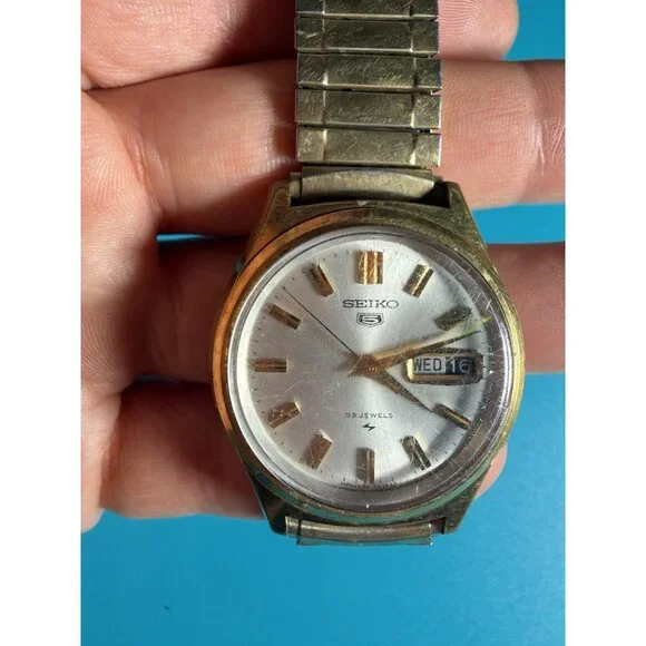 Vintage Seiko 5 23J Automatic Day Date Running Speidel USA 10K RGP Band - Picture 8 of 13